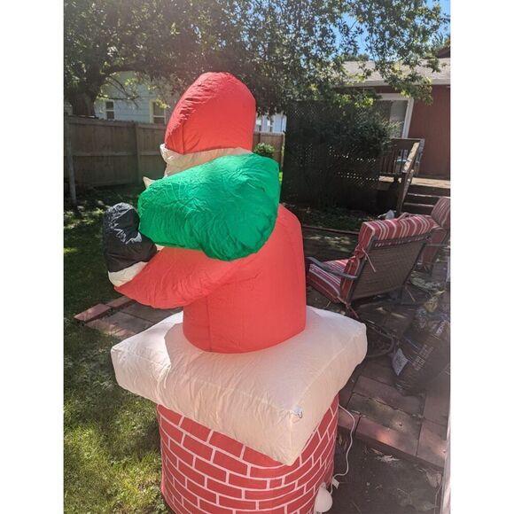 5´ Self Inflating Santa In Chimney, Inflatable...